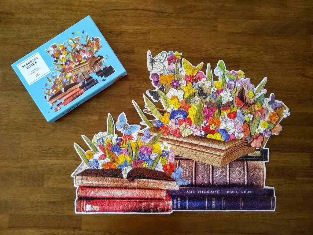 Galison Blooming Books puslespil 750 brikker blomster formet