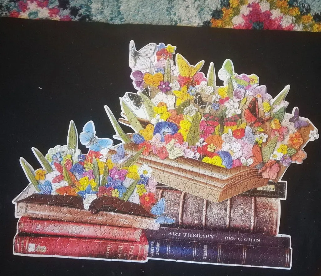 Galison Blooming Books puslespil 750 brikker blomster formet