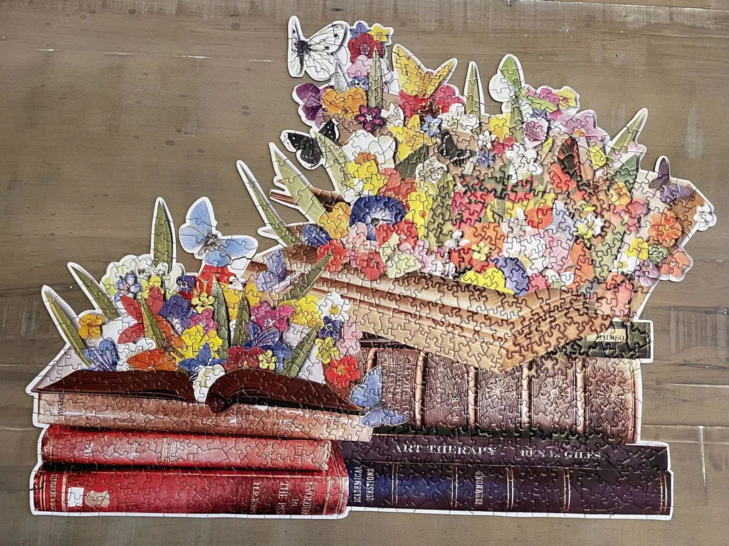 Galison Blooming Books puslespil 750 brikker blomster formet