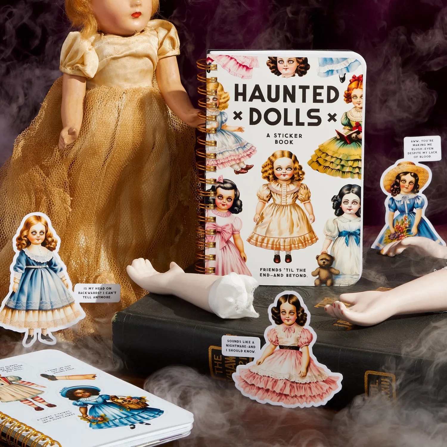 Galison Haunted Dolls klistermærkebog halloween