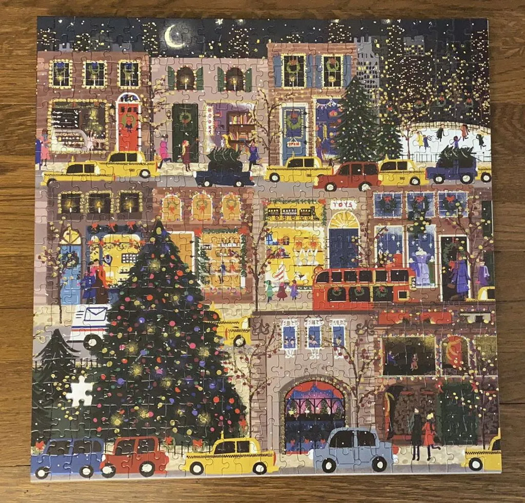 Galison Winter Lights 500 puslespil med folie juleby
