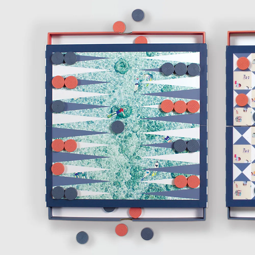 Gray Malin 2-i-1 spilsæt backgammon dam strand