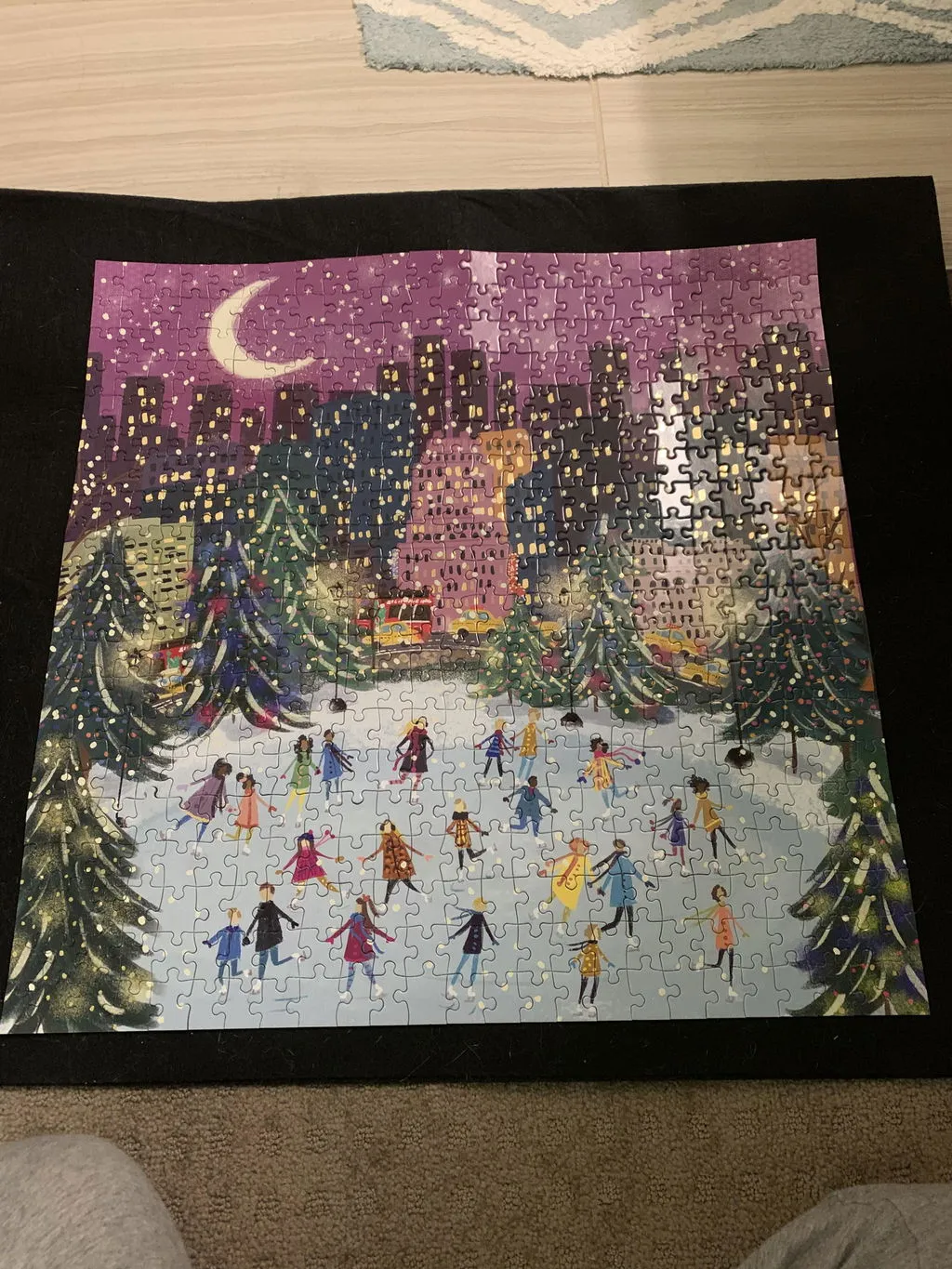 Good Puzzle Co. Merry Moonlight Skaters puslespil 500 brikker jul