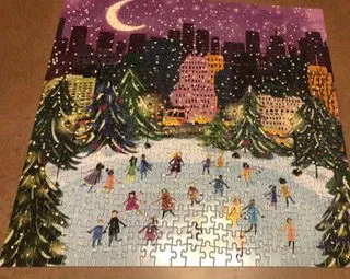 Good Puzzle Co. Merry Moonlight Skaters puslespil 500 brikker jul